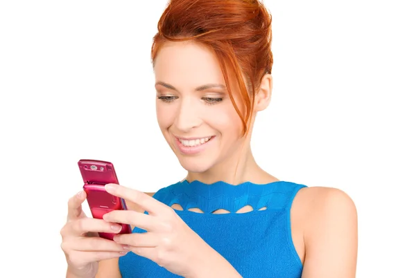 Gelukkige vrouw met mobiele telefoon — Stockfoto