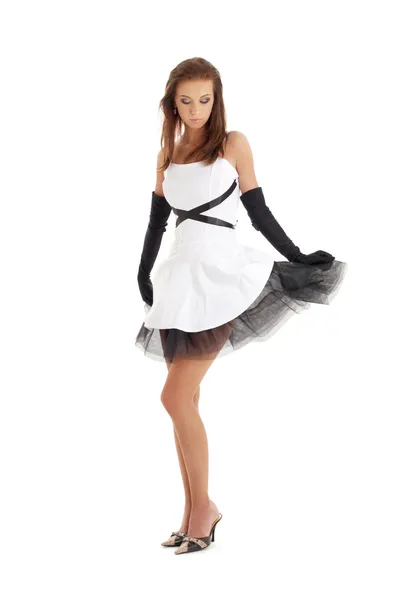 Senhora em vestido preto e branco — Fotografia de Stock