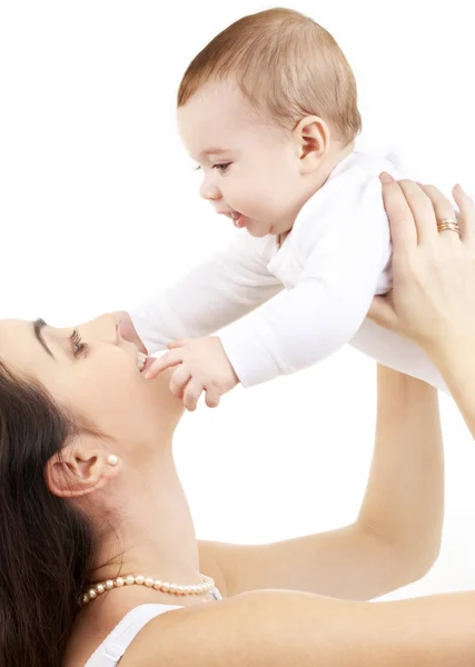 :glückliche Mutter mit Baby — Stockfoto