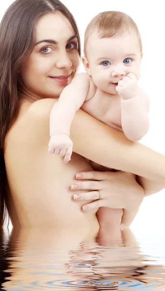 Tiszta baba anya kezében — Stock Fotó
