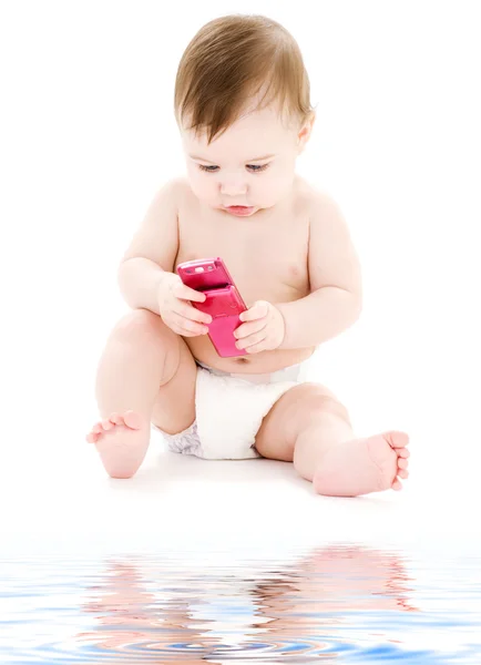 Μωρό με κινητό τηλέφωνο — Φωτογραφία Αρχείου