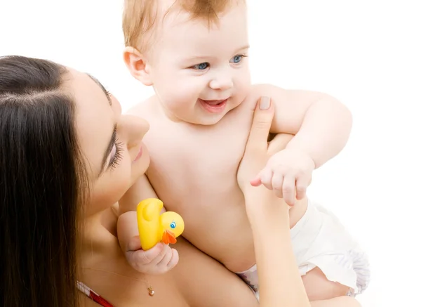 Erkek bebek anne elinde — Stok fotoğraf