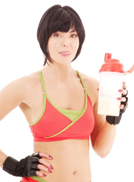 Fitness instruktor s proteinový koktejl — Stock fotografie