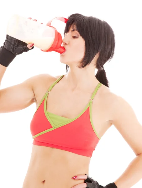 Fitness Eğitmeni ile protein sallamak — Stok fotoğraf
