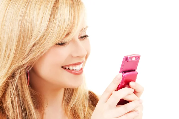 Glückliches Teenager-Mädchen mit Handy — Stockfoto