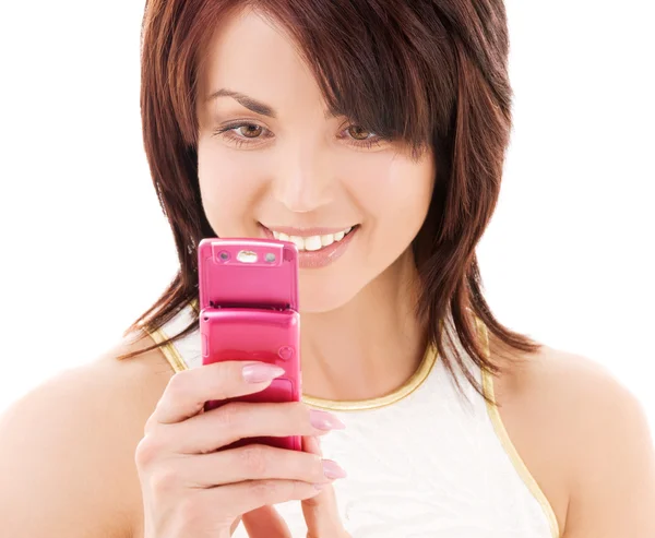 Glad kvinna med mobiltelefon — Stockfoto