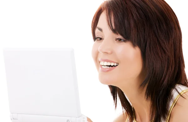 Donna felice con computer portatile — Foto Stock