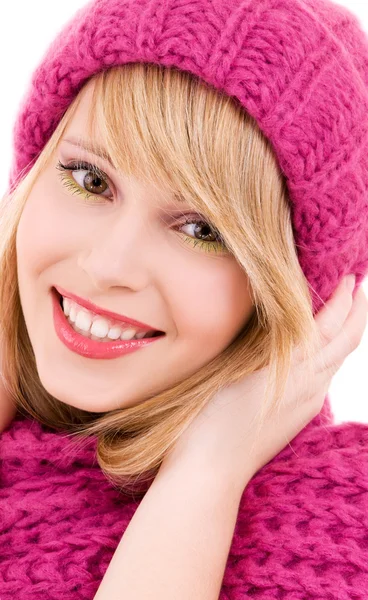 Šťastné dospívající dívka v klobouku — Stock fotografie