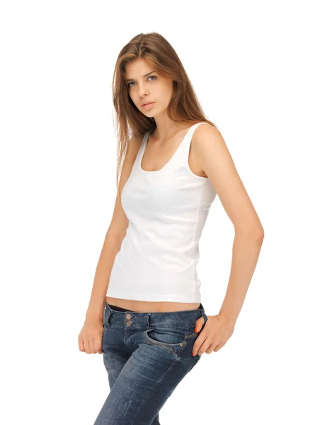 Mulher calma e séria em branco t-shirt — Fotografia de Stock