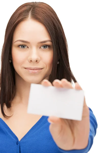 Attraktiva affärskvinna med visitkort — Stockfoto