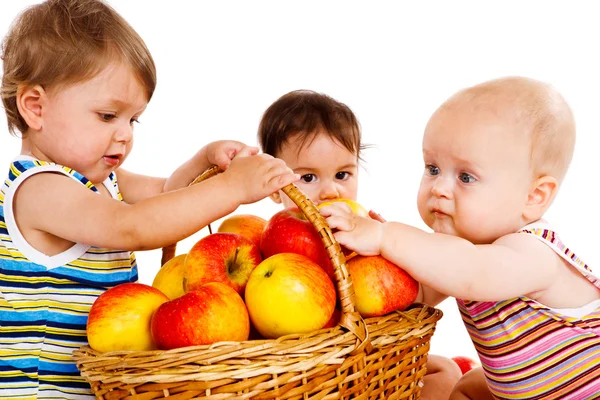 Friends with apples — Stock Photo, Image