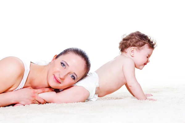 婴儿和母亲 — 图库照片