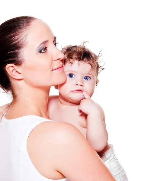 Mãe e bebê encaracolado doce em fralda — Fotografia de Stock