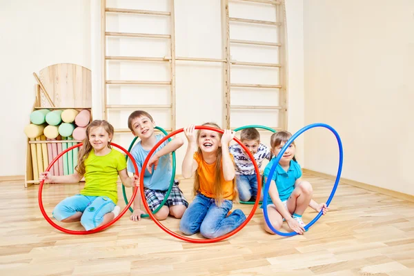Playing with hula hoops — Stock Photo, Image