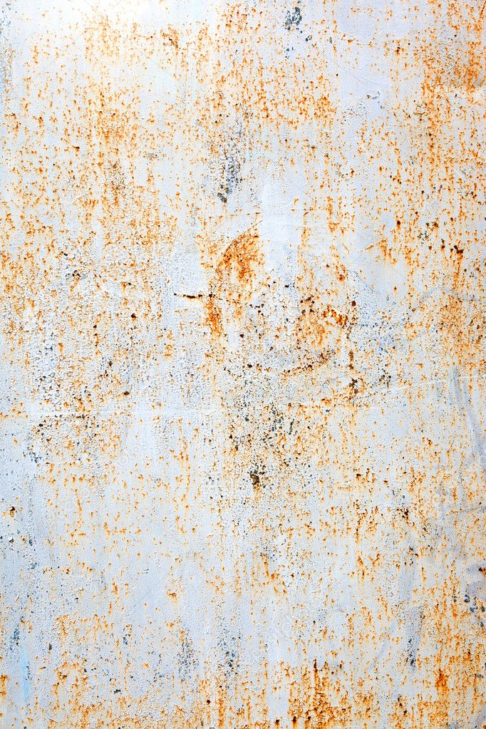 Painted rusty wall