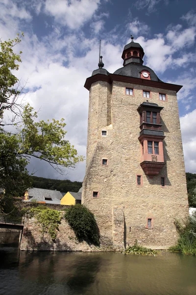 Κατοικημένη Πύργος του παλατιού του vollrads — Φωτογραφία Αρχείου