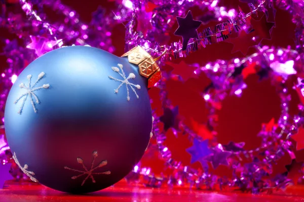 Bola de Natal e decorações — Fotografia de Stock