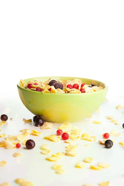 Corn flakes with currants berries — Stock Photo, Image