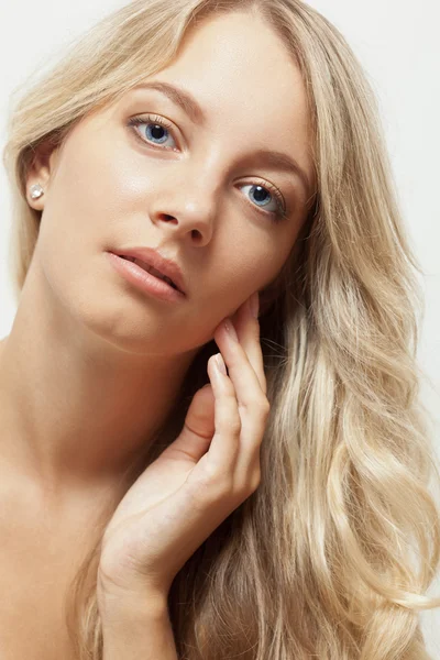 Schöne blonde Frau Gesicht Porträt — Stockfoto