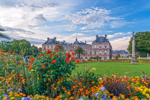 Люксембурзький палац — стокове фото