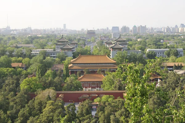 Bangunan kuno sepanjang poros tengah Beijing — Stok Foto