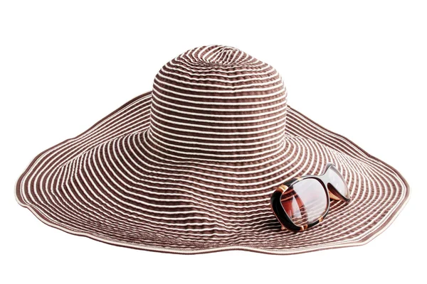 Chapéu e óculos de sol — Fotografia de Stock