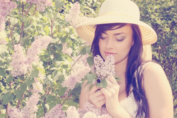 Cheira a lilás. — Fotografia de Stock