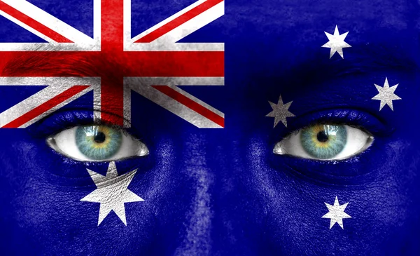 Rosto humano pintado com bandeira da Austrália — Fotografia de Stock