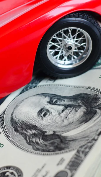 Carro e dinheiro — Fotografia de Stock
