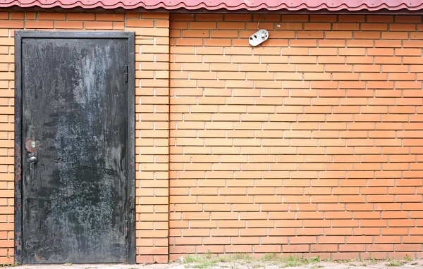 Eski demir kapı — Stok fotoğraf