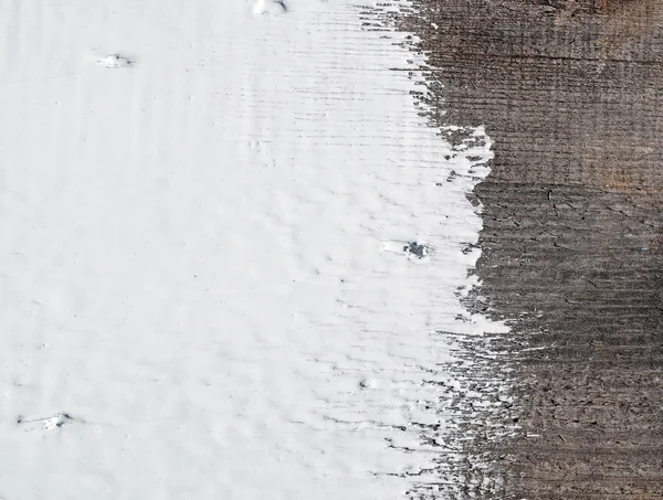 Eski ahşap zemin üzerinde beyaz boya — Stok fotoğraf