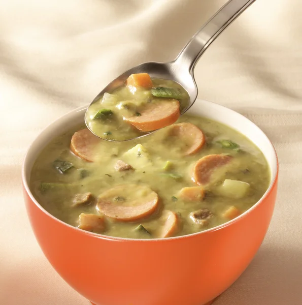 Bowl of pea soup — Stock Photo, Image