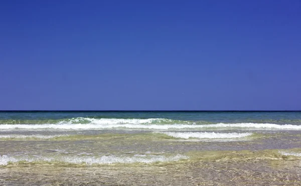Praia ensolarada — Fotografia de Stock