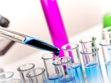 kadın araştırmacı