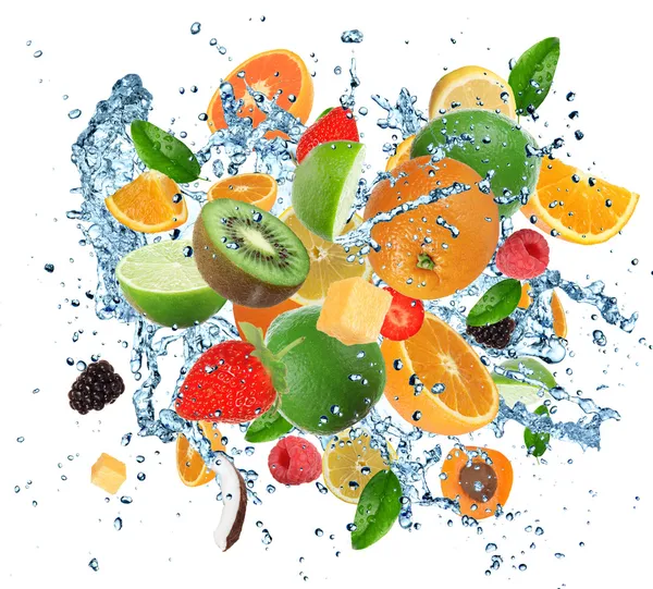 Fruta fresca en agua salpicada —  Fotos de Stock