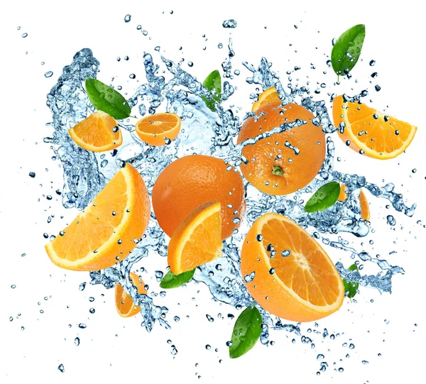 Verse citrusses in water splash — Stockfoto