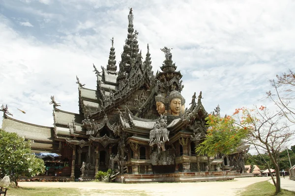 Thailand, pattaya, helgedomen av sanningen tempel — Stockfoto