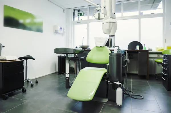 Пустой стоматологический кабинет — стоковое фото