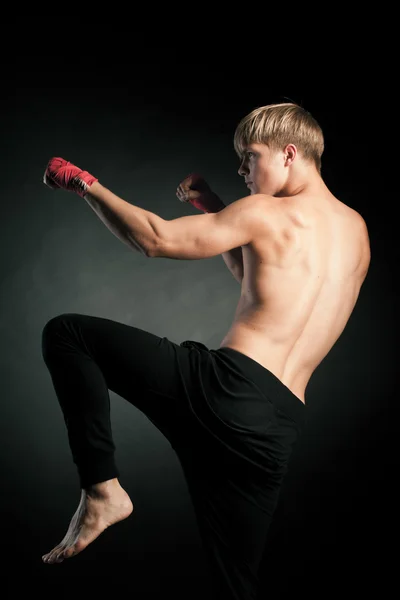 Giovane pugile Boxer in studio — Foto Stock