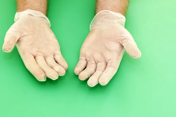 ビニール手袋をはめた手 — ストック写真