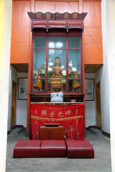 Santuario in tempio buddista — Foto Stock