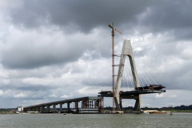 yeni köprü