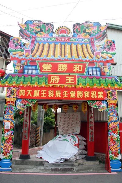 Entrance of buddhist temple — Stock Photo, Image