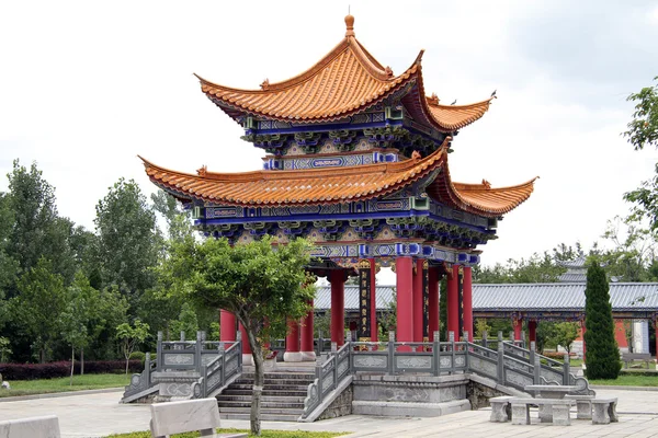 Buddhist pagoda — Stock Photo, Image
