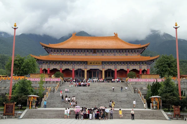 Großer buddhistischer Tempel — Stockfoto