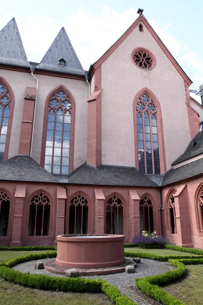 在美因茨的圣斯蒂芬大教堂 — 图库照片