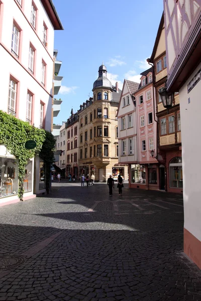 Oude straat in mainz — Stockfoto
