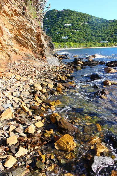 Linea costiera rocciosa di Tortola — Foto Stock