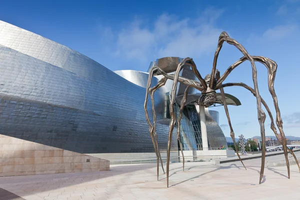 Pająk w Muzeum Guggenheima w bilbao — Zdjęcie stockowe