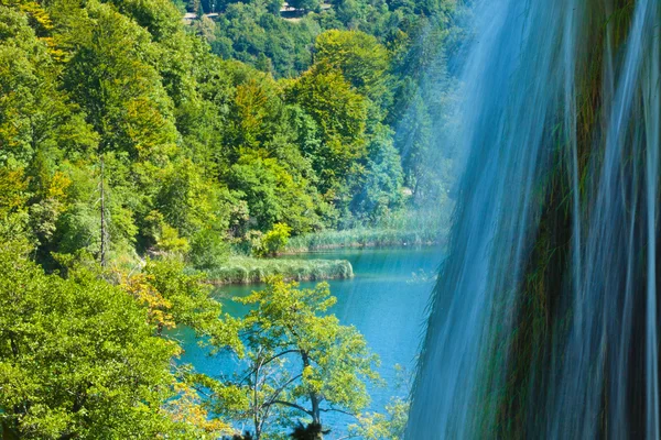 Wodospad i jeziora — Zdjęcie stockowe